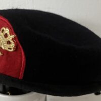 Baret inclusief gouden anker